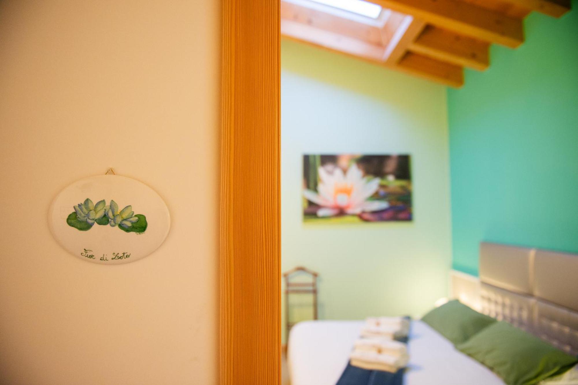 B&B La Casa di Rosa Vago Bagian luar foto