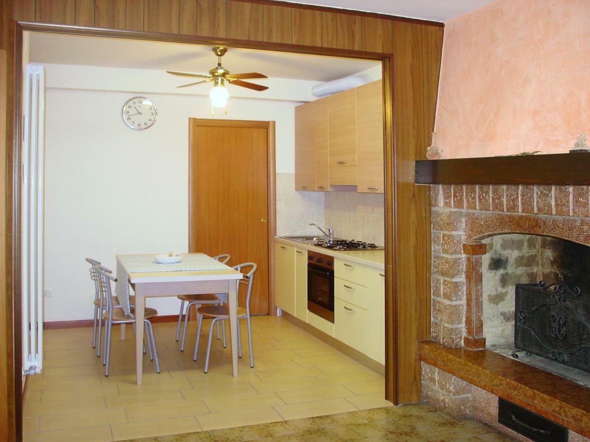 B&B La Casa di Rosa Vago Bagian luar foto